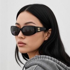 CHANEL wide frame cc logo sunglasses
